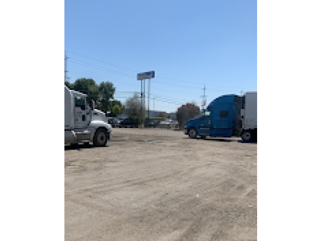 Crossdocks and WareHouse in Fresno, California - Cross Docks And Storage